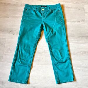 White House Black Market Women's Blanc Slim Crop Turquoise Low Rise Jeans Size 2
